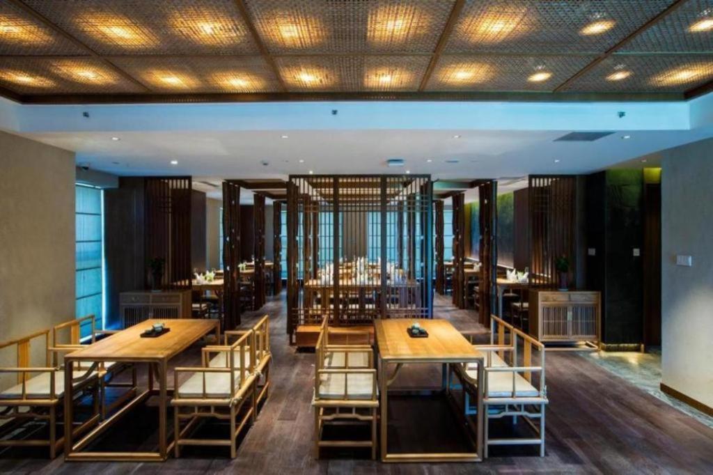 Hangzhou Blossom Hotel Exterior photo