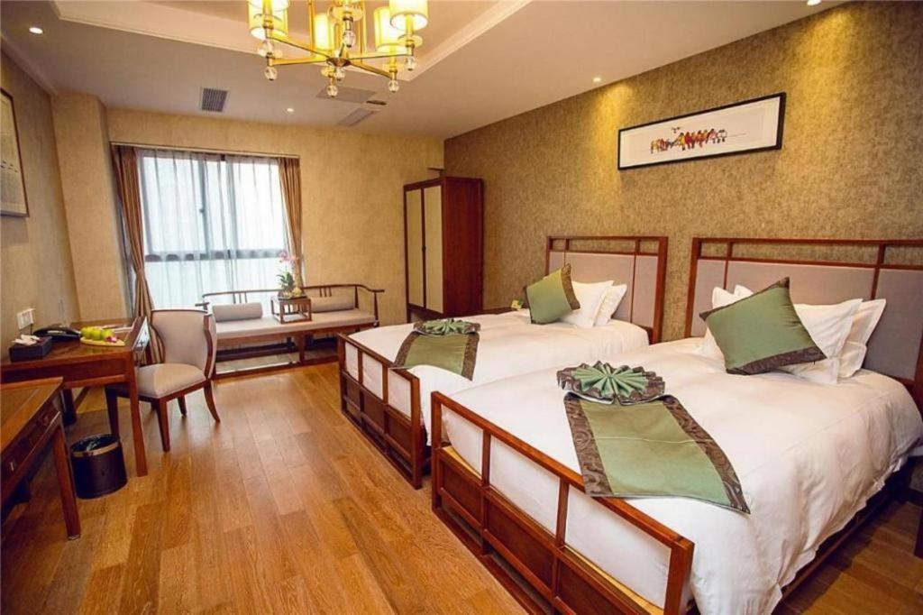 Hangzhou Blossom Hotel Exterior photo