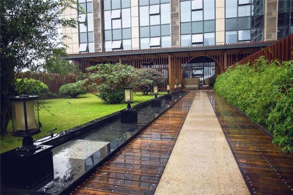 Hangzhou Blossom Hotel Exterior photo