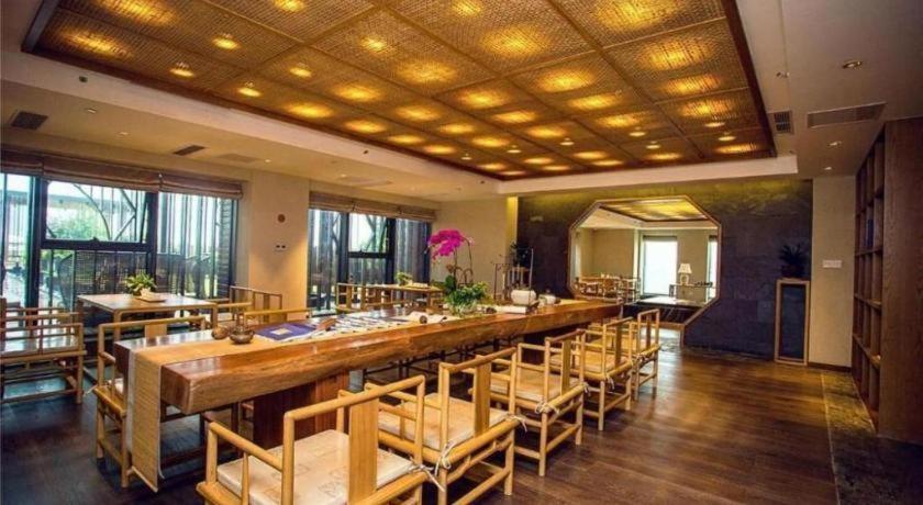 Hangzhou Blossom Hotel Exterior photo