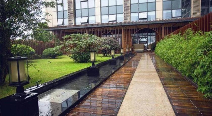Hangzhou Blossom Hotel Exterior photo