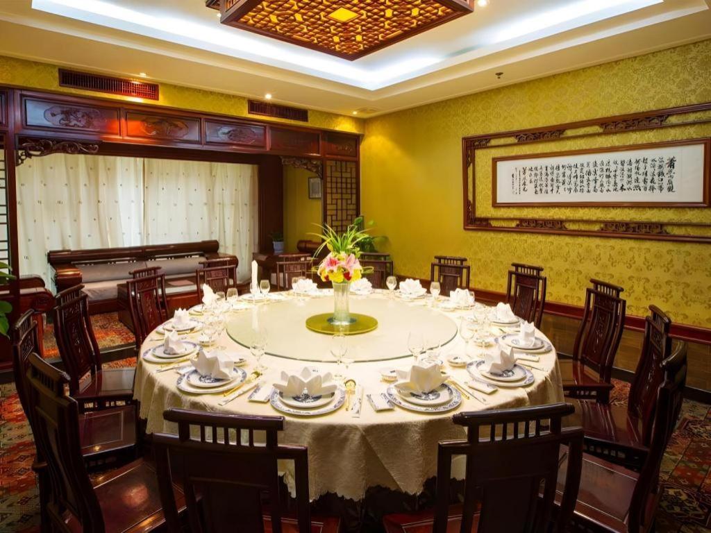 Hangzhou Blossom Hotel Exterior photo